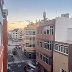 Apartamento Muy Luminoso En Playa De Las Canteras
