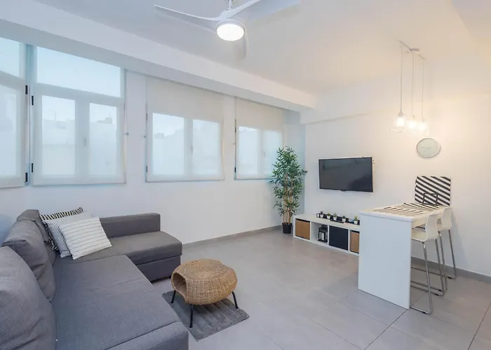 Apartamento Muy Luminoso En Playa De Las Canteras