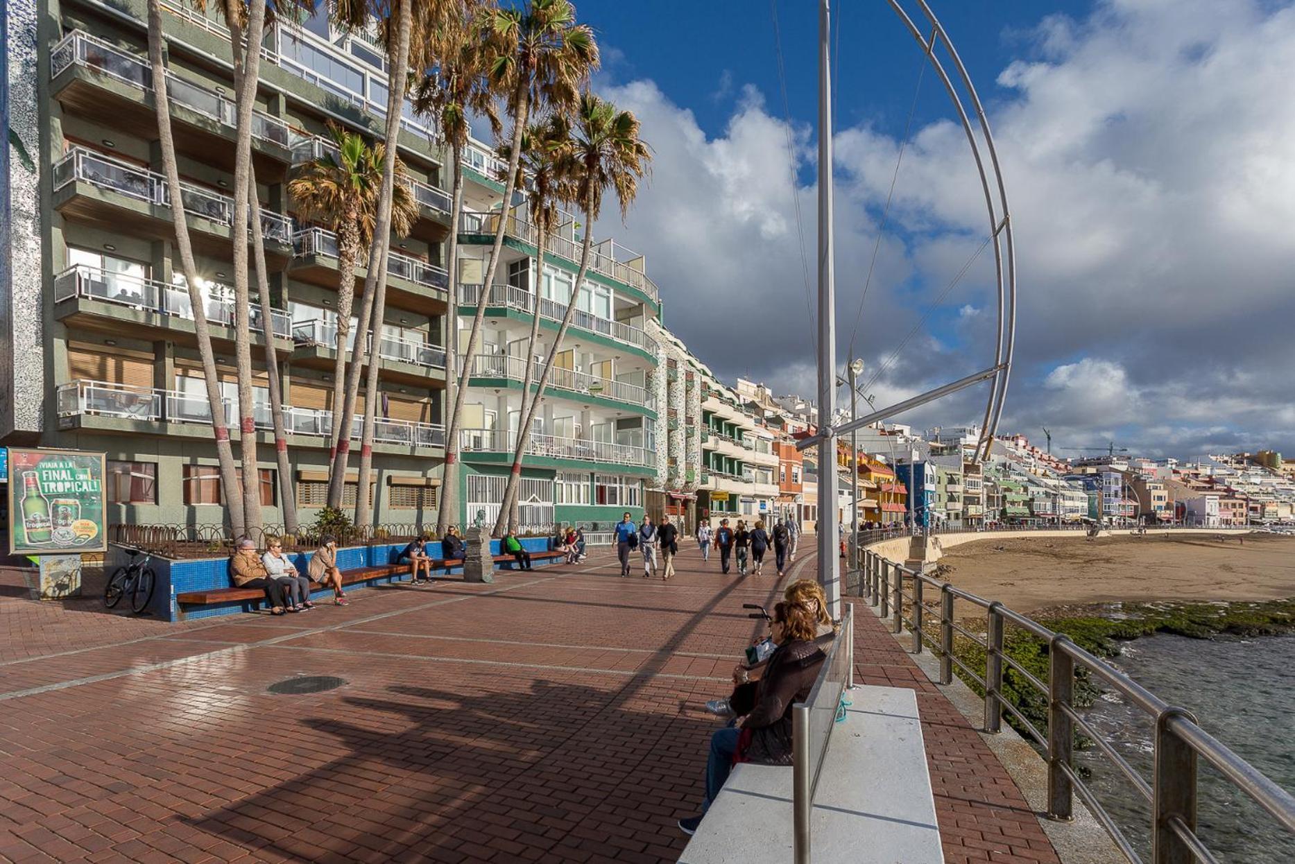 Apartamento Muy Luminoso En Playa De Canteras