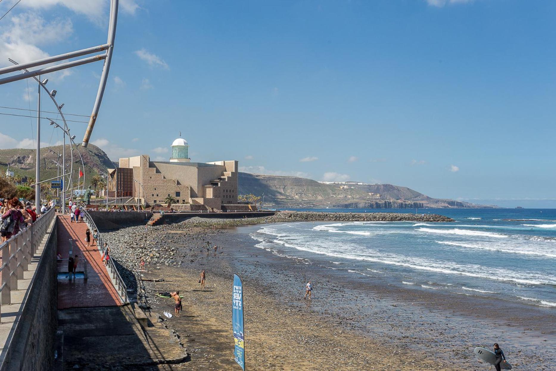 Apartamento Muy Luminoso En Playa De Canteras *